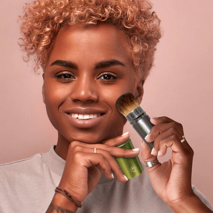 Retractable Face Brush